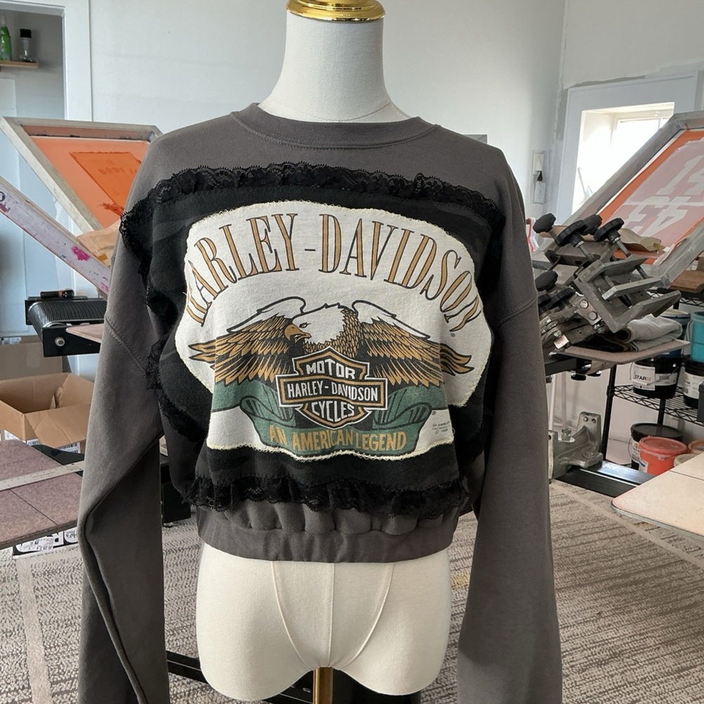 Harley-Davidson Black and Green Graphic Sweatshirt